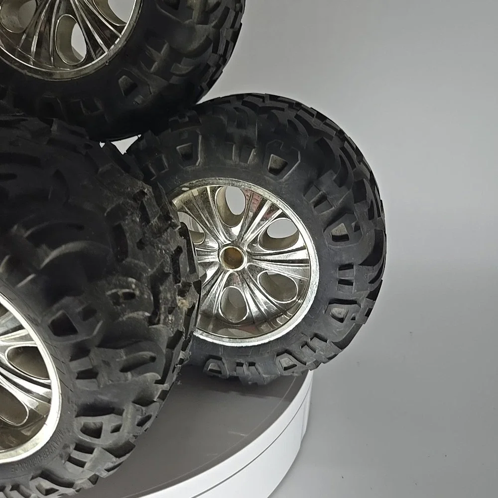 Vintage Pro-Line 40‎ Series Moab 3.8